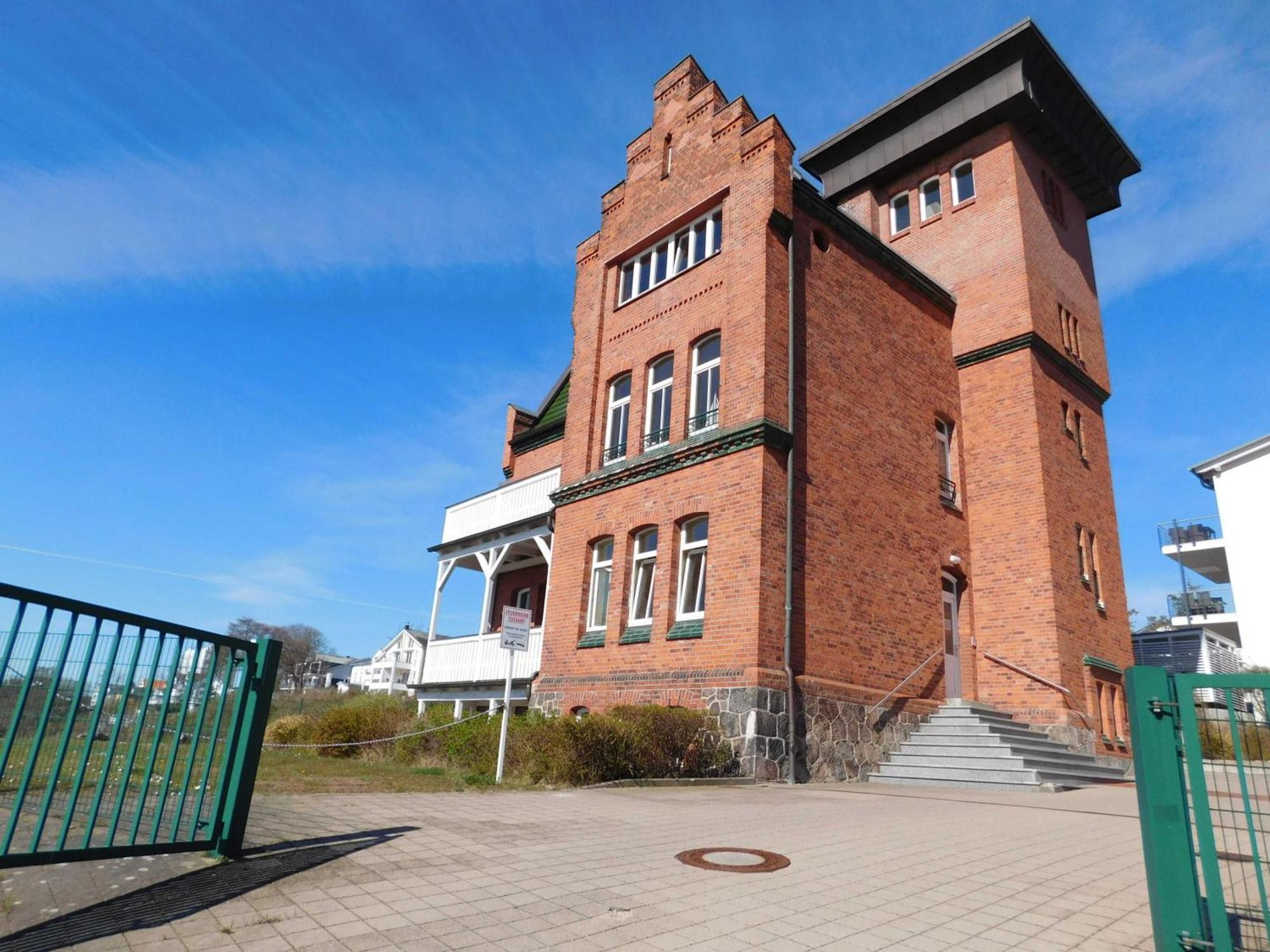 Seelotsenstation Sassnitz Mit Hafenblick By Unsere Urlaubszeit Экстерьер фото